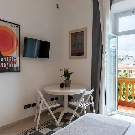 Homeby, Casa Brancaleone * Rom